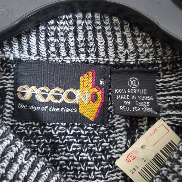 Vintage Sasson Black White Abstract Sweater XL - Picture 7 of 8